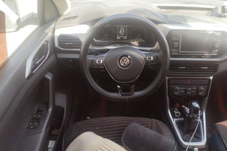 Used Volkswagen T-Cross 2019 1.5L Automatic Comfort Edition Steering Wheel