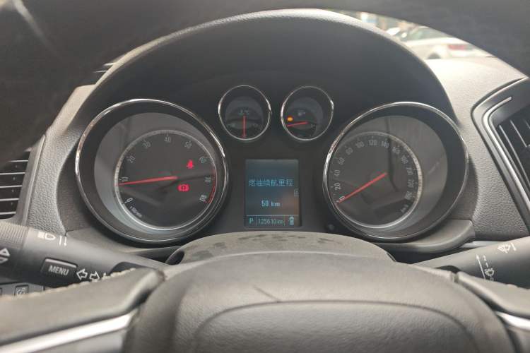 Used Buick Regal 2014 1.6T Fashionable Tech Edition Instrument Cluster