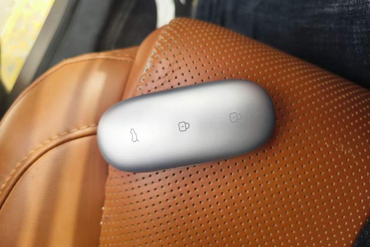 Used Li Auto L8 2023 Pro Model Interior 1