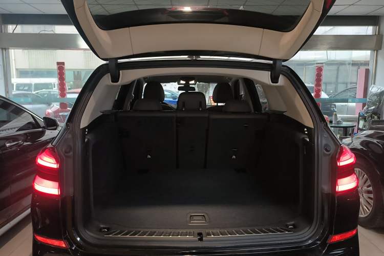 Used BMW X3 2021 xDrive25i M Sport Package Trunk