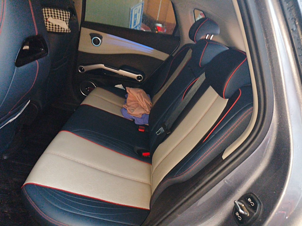 BYD Yuan PLUS 2022 510 km Flagship Version — снимка 17