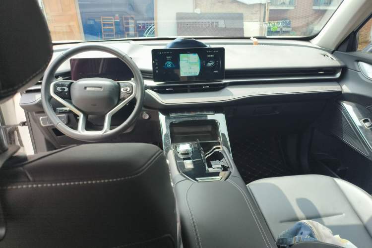 Used Haval H6 2021 3rd Generation 1.5T Automatic Two-Wheel Drive Max Center Console
