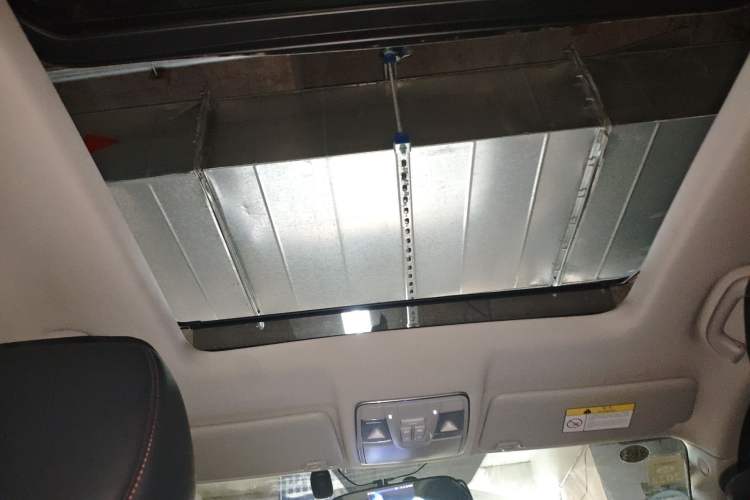 Used CHANGAN CS75 2020 280T Manual Elite Version China VI Headliner