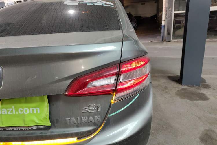 Used Luxgen S3 2016 1.6L Manual Luxury Model with Sunroof
