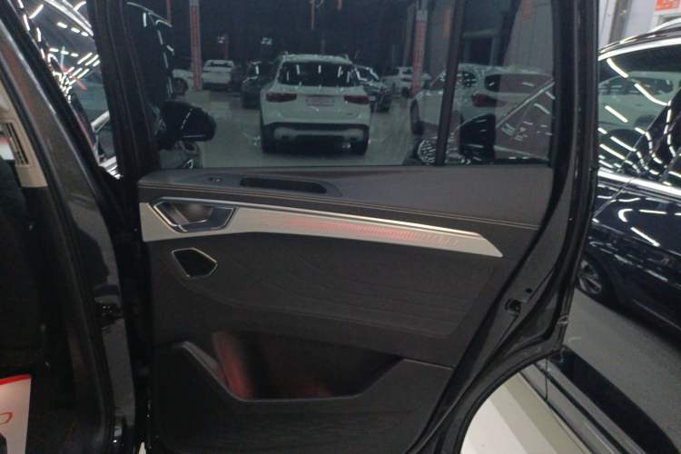 Used Volkswagen Talagon 2024 380TSI All-Wheel Drive Luxury Prestige Pro 6-Seater