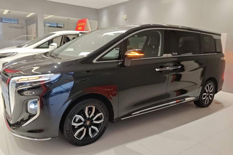 Used Hongqi HQ9 2023 2.0T Smart Connect Flagship Edition