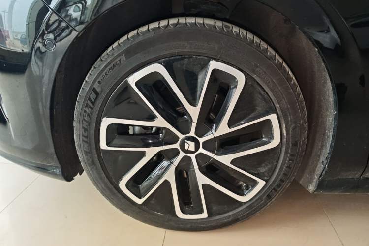 Used Baojun Enjoy 2025 Plug-in Hybrid 140km Luxury Edition