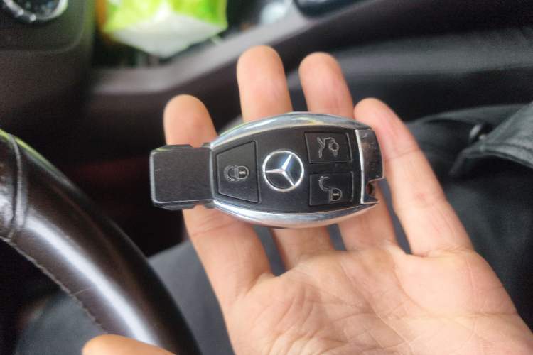 Used Mercedes-Benz GLE 2017 GLE 320 4MATIC Luxury Model