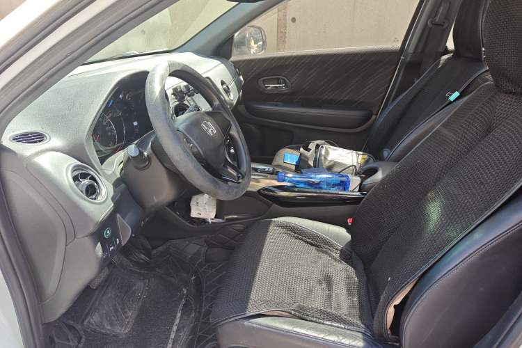 Used Honda XR-V 2017 1.8L EXi CVT Comfort Version
