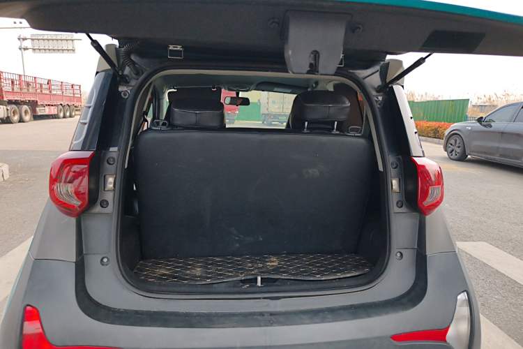 Used Chery QQ Little Ant 2021 150 000 Yuan Ant Fan Edition Ant Trend Version Lithium Iron Phosphate Trunk