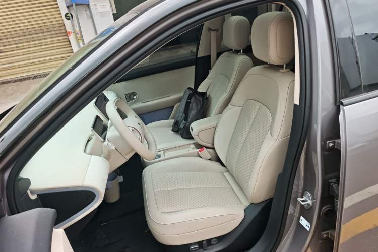 Used firefly firefly 2025 Illuminated Edition
