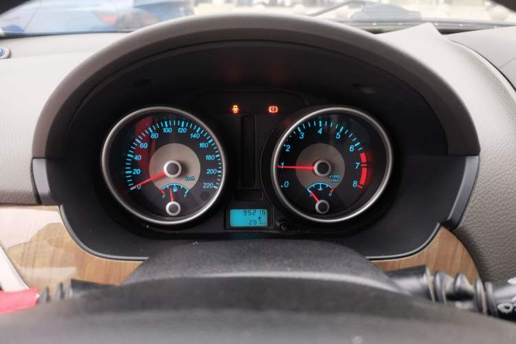 Used Buick Excelle 2015 1.5L Manual Classic Trim
