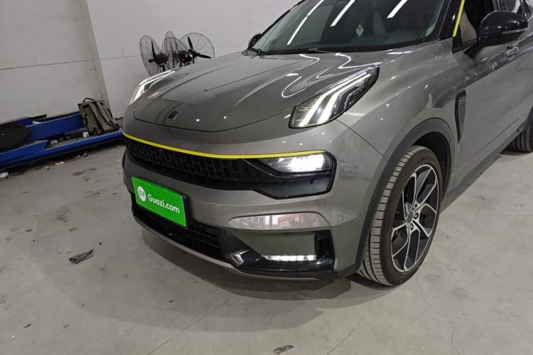 Used Lynk & Co 05 2020 2.0TD Two-Wheel Drive Shine Halo