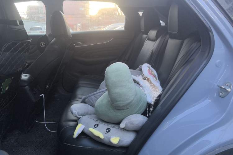 Used Venucia V 2021 260T Idol Edition
