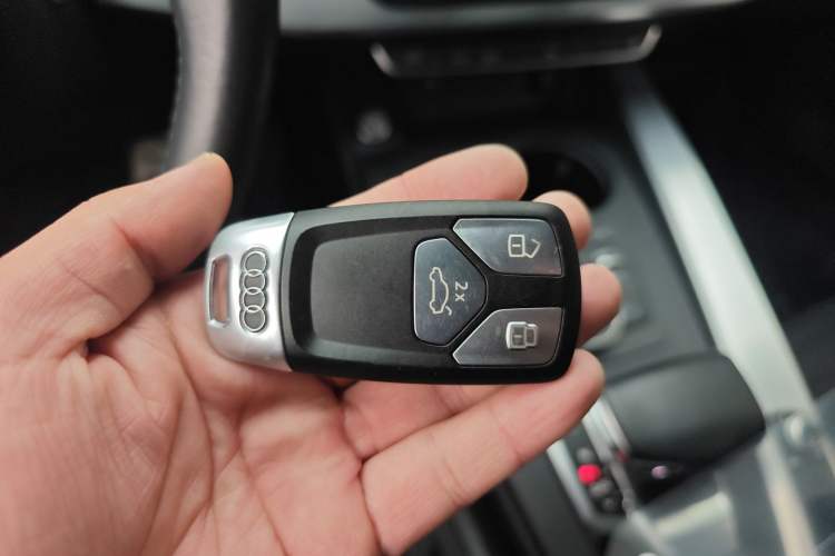 Used Audi A4L 2019 40 TFSI Ambition China VI