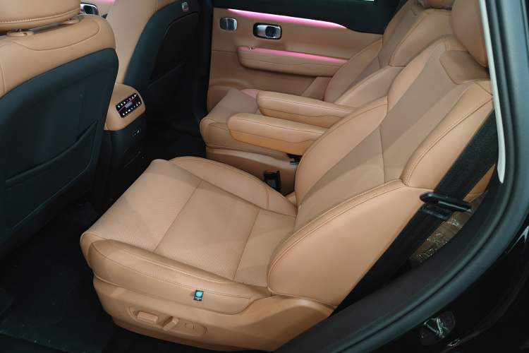 Used Leapmotor C16 2026 All-Electric 630 LiDAR Version 6-Seater
