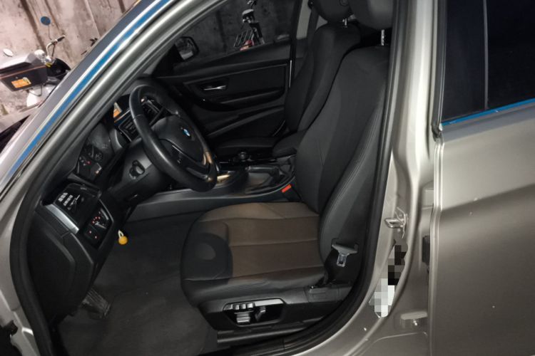 Used BMW 3 Series 2017 320Li Fashion Model Left Front Seat