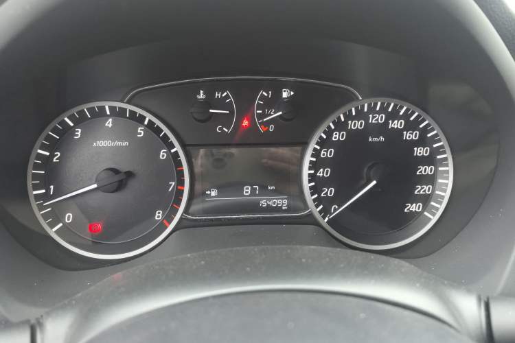 Used Nissan Sylphy 2016 1.6 XL Manual Luxury Edition