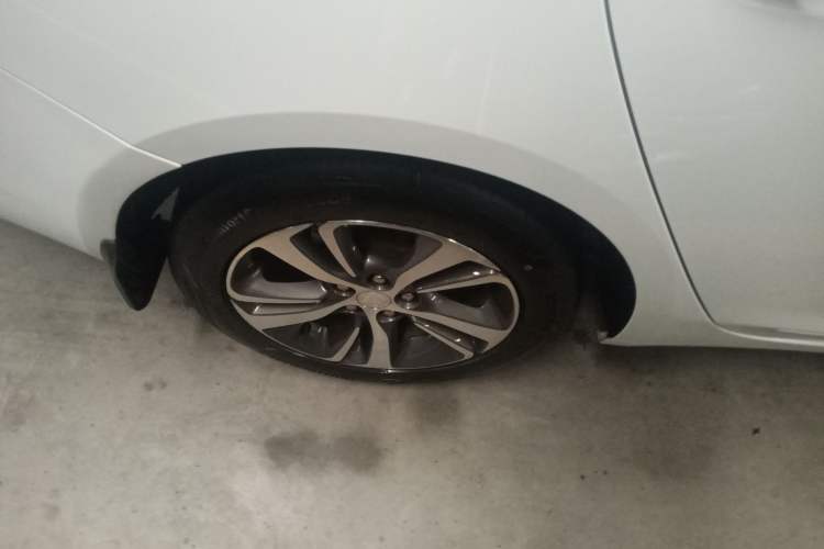 Used Buick Verano 2020 20T CVT Leading Edition Right Rear Wheel Hub