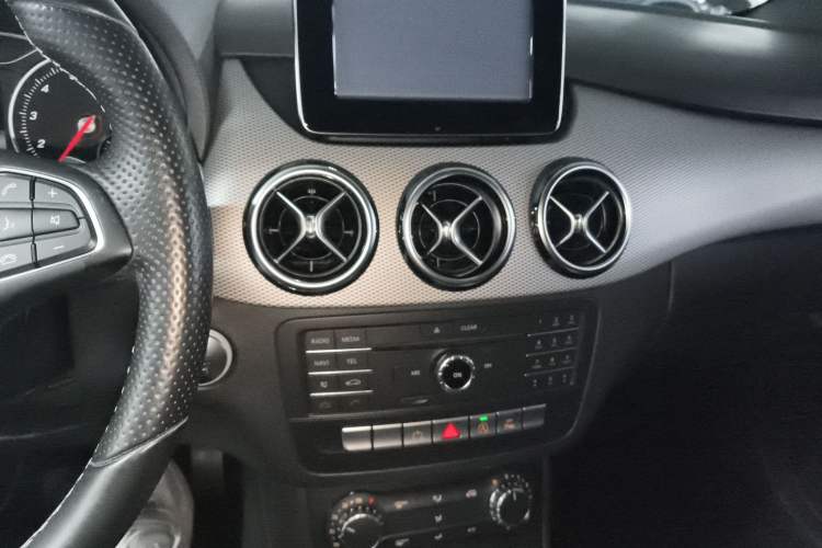 Used Mercedes-Benz B-Class 2015 B 200 Sport Edition