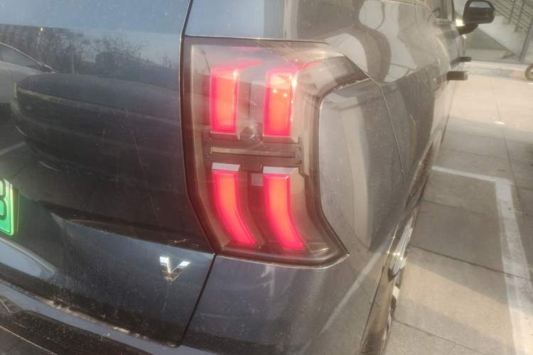 Used AION V 2024 Aion Tyrannosaurus 520 Smart Luxury Edition