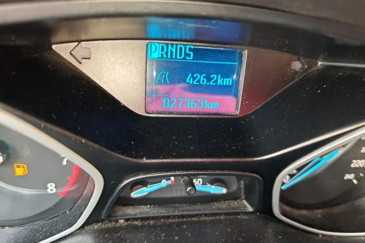 Used Ford Focus 2018 Hatchback Classic 1.6L Automatic Comfort Plus SmartDrive Edition Odometer Close Up