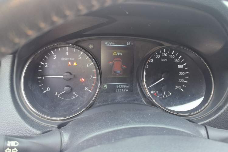 Used Nissan Qashqai 2017 2.0L CVT Smart Enjoyment Version China VI Standard