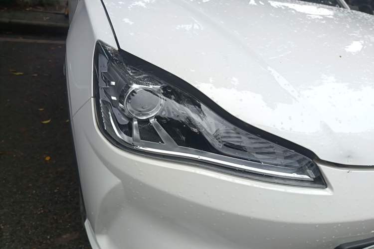 Used NETA V 2021 Long-Range Entertainment Edition Upgrade Model