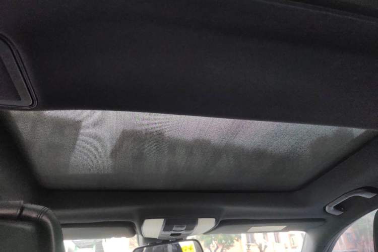 Used Mercedes-Benz E-Class 2015 E 260 L Sport & Fashion Model