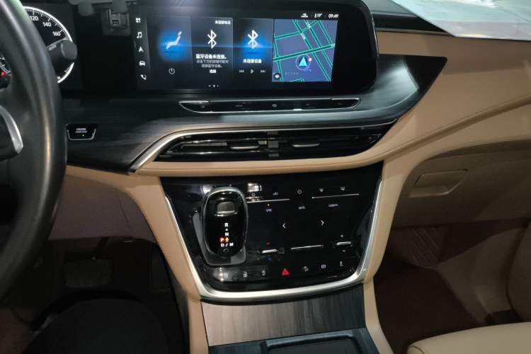 Used Buick GL8 2021 ES Land Cruiser 653T Luxury Edition