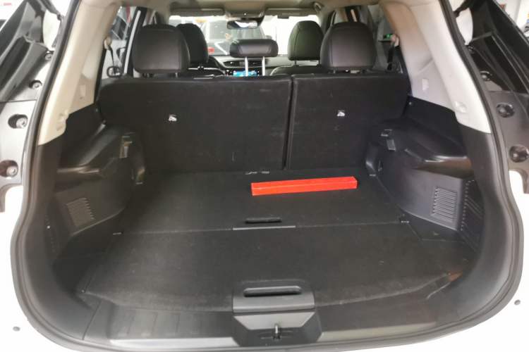 Used Nissan X-Trail 2019 2.0L CVT Smart Connect Comfort Edition 2WD