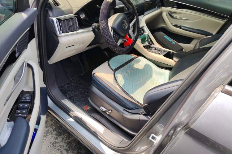 Used BYD Song PLUS New Energy 2021 DM-i 110KM Flagship PLUS Driver Seat