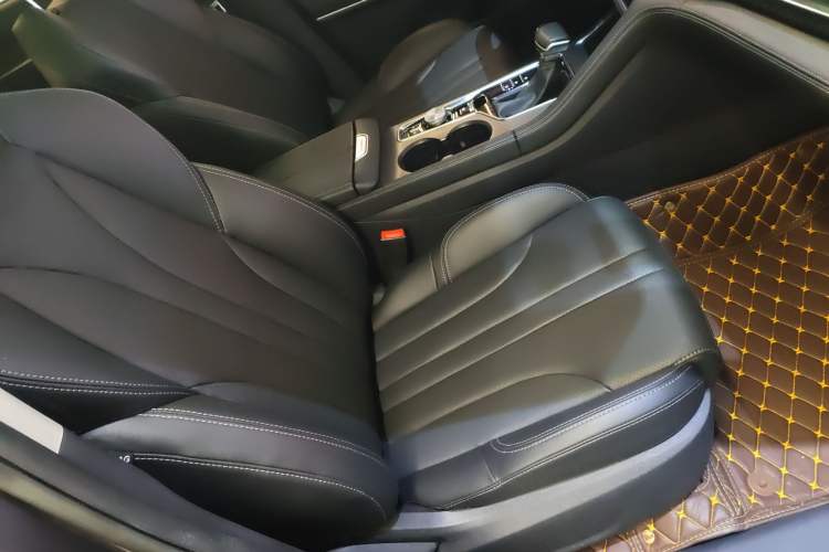 Used CHANGAN CS75 PLUS 2020 1.5T Automatic Prestige Edition Right Front Seat