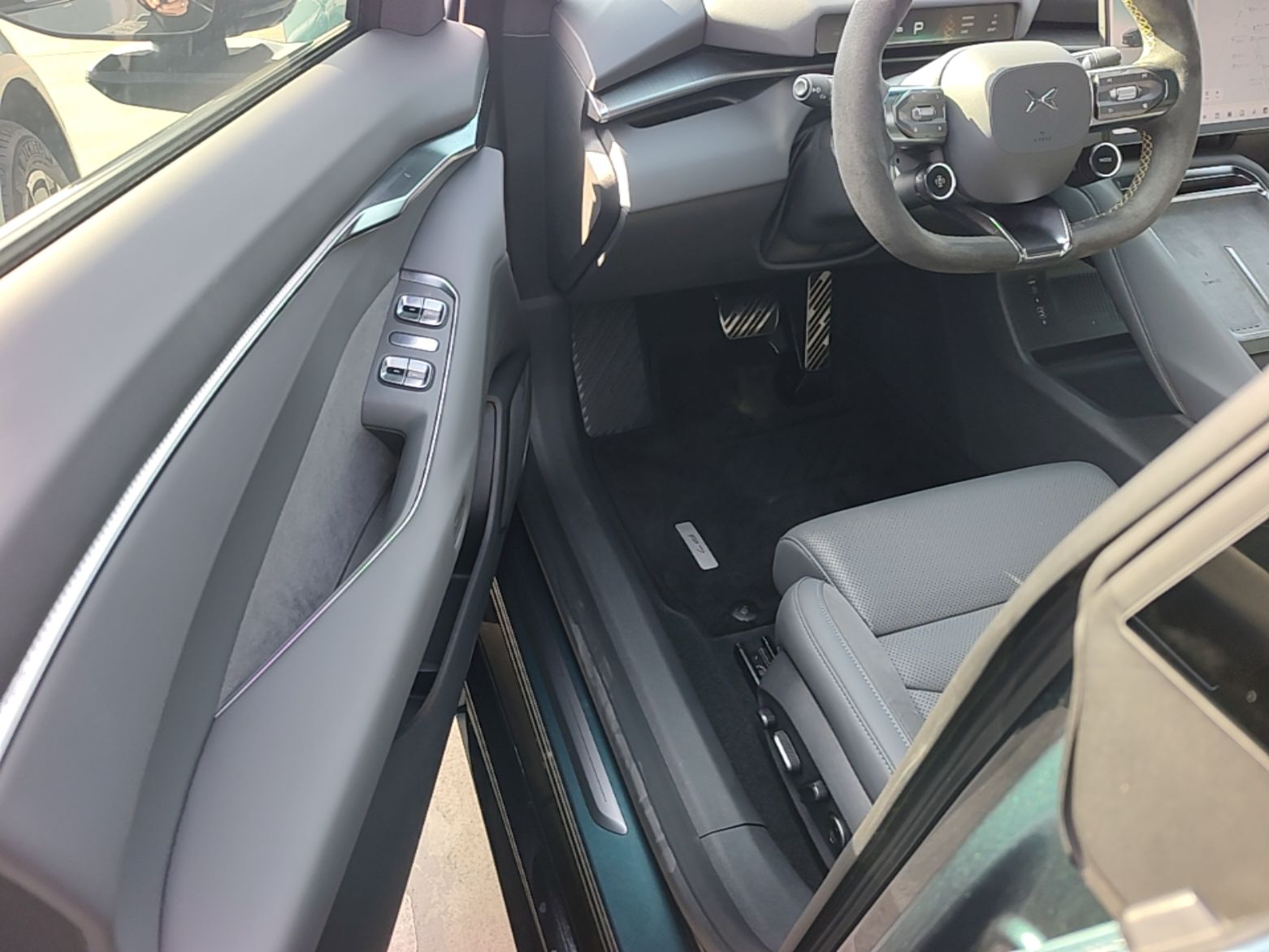XPeng P7 2025 Model—750 All-Wheel-Drive High-Performance Ultra — снимка 18