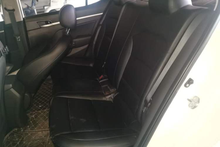 Used Hyundai Elantra (6th Generation / Lingdong) 2016 1.6L Automatic ZhiXuan – Elite Version
