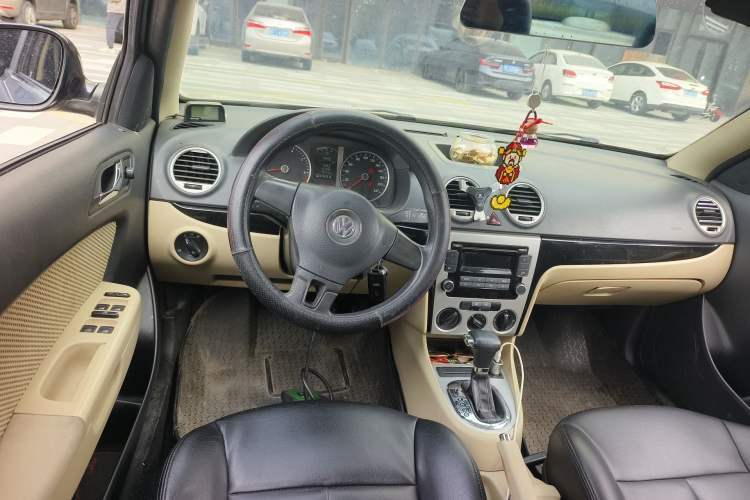 Used Volkswagen Lavida 
