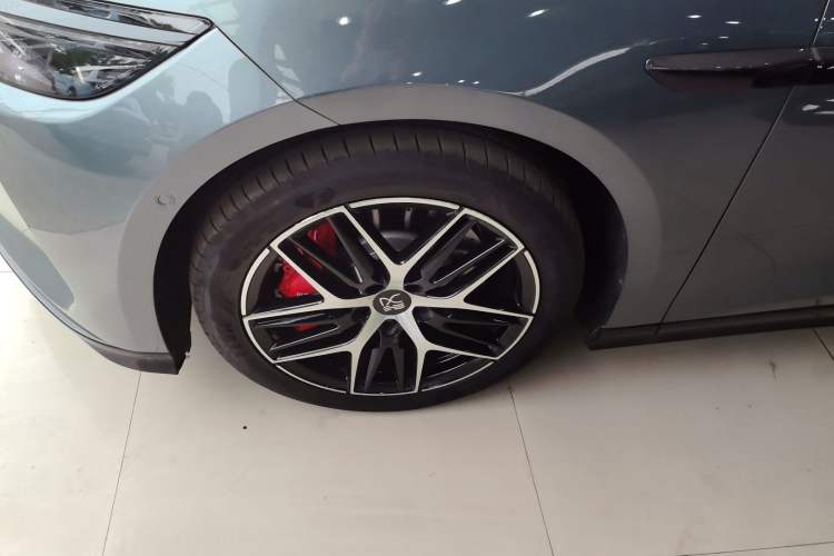 Used BYD Han L 2025 DM-p Four-Wheel-Drive LiDAR Flagship Model
