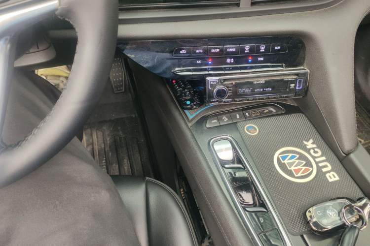 Used Buick Enclave 2020 28T Two-Wheel Drive Zhanqi Version