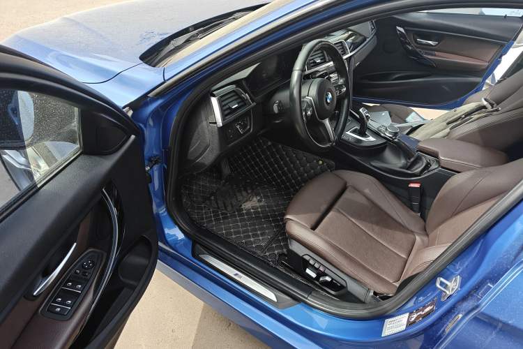 Used BMW 3 Series 2018 320Li Leading Model M Sport Package
