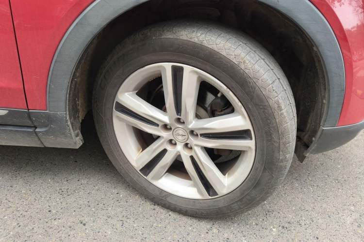 Used Zotye T700 2017 1.8T Dual-Clutch Luxury Model
