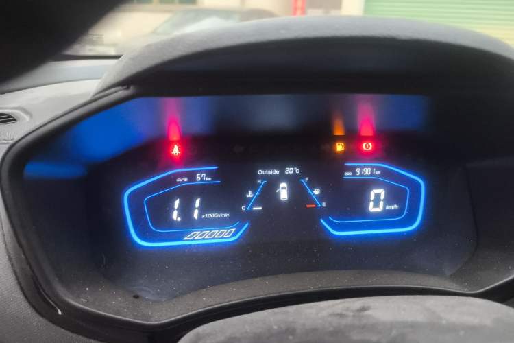 Used CHANGAN OSHAN A800 2017 1.6L Manual Comfort Model