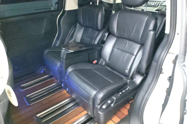 Used Honda Elysion 2016 2.4L Supreme Edition