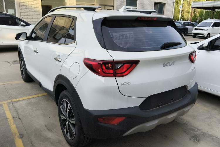 Used Kia kx1 Stonic 2021 1.4L CVT Fun Edition Rear Left 45 Deg