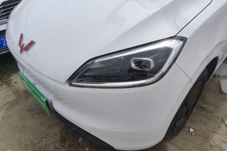 Used Wuling Hongguang New Energy 2025 Extended-Range Hybrid 50KM Comfort Version Left Front Headlight