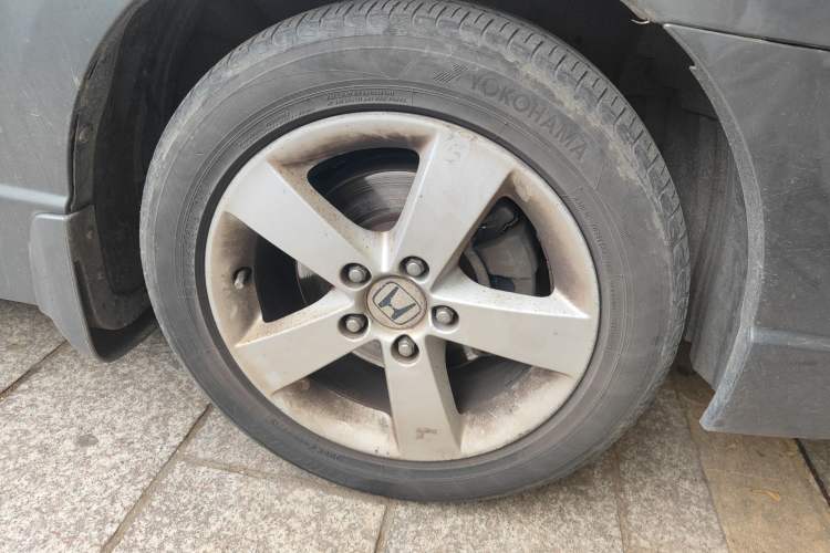 Used CIIMO 2012 1.8L Automatic