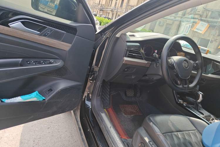 Used Volkswagen Passat 
