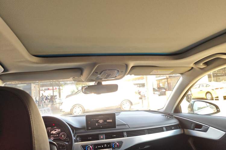 Used Audi A4L 2018 30th Anniversary Edition 40 TFSI Fashion Model