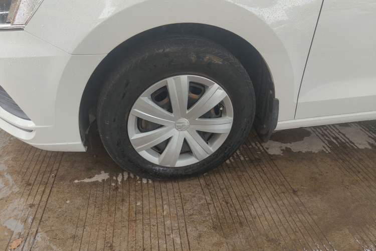 Used Volkswagen Jetta 2017 1.5L Automatic Fashion Model