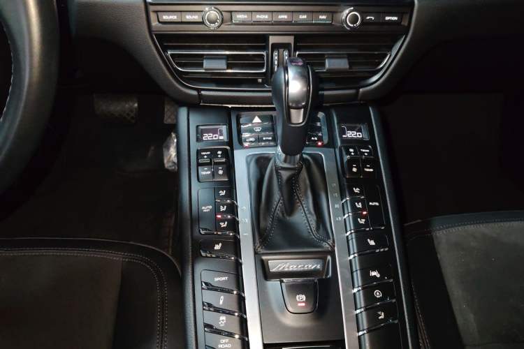 Used Porsche Macan 2018 Macan 2.0T
