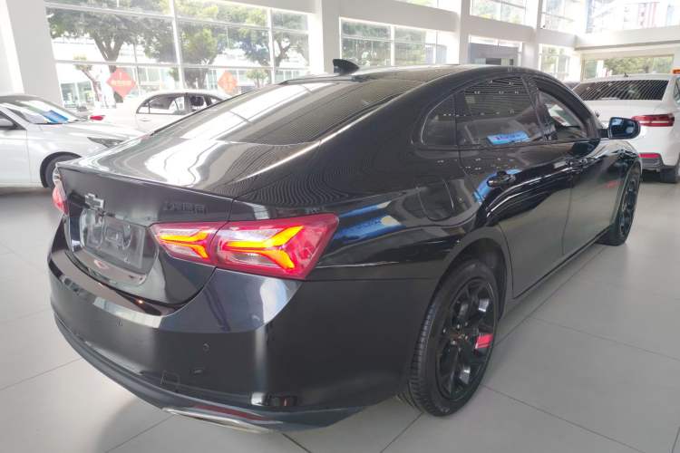 Used Chevrolet Malibu XL 2022 Redline 550T Automatic Sport Edition Rear Right 45 Deg